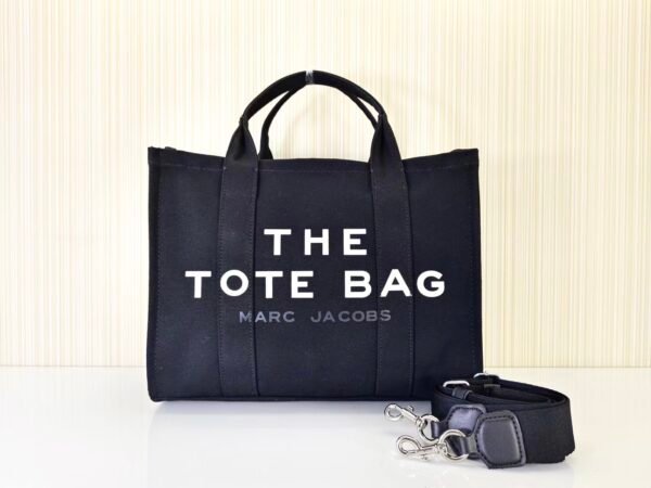 The tote bag 22001 stock
