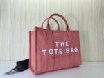 The tote bag 22001 stock