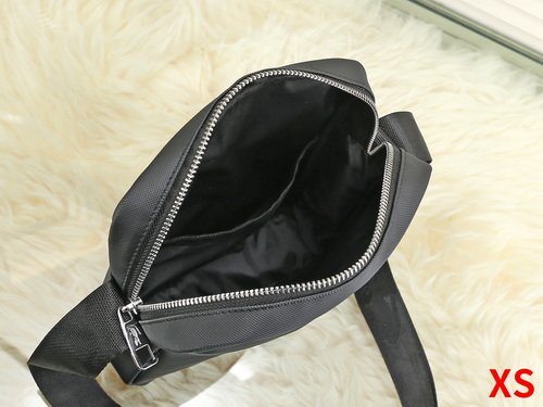 Lacoste Bag XS 515 Bag Size 24-20-4 cm