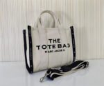 The tote bag 22001 stock