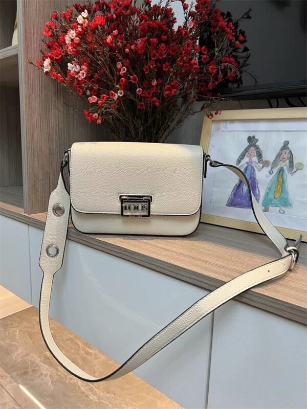 T0US small shoulder bag 620025-1