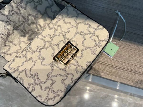 T0US small shoulder bag 620025