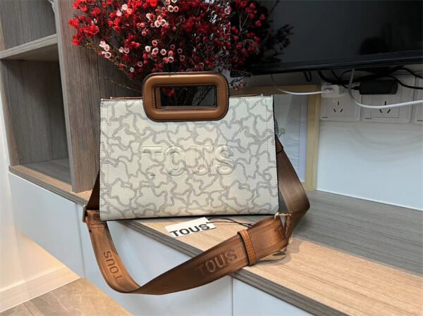 T0US medium shopping bag handbag 620032