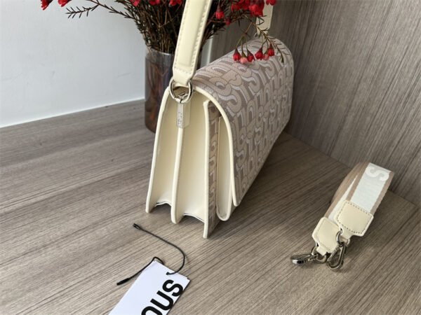 T0US shoulder bag T620033