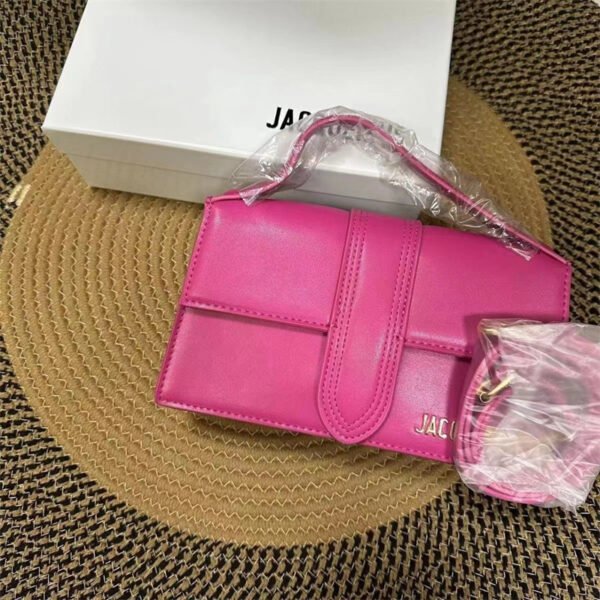 JACQ pu Bag size 24.8.13 with box