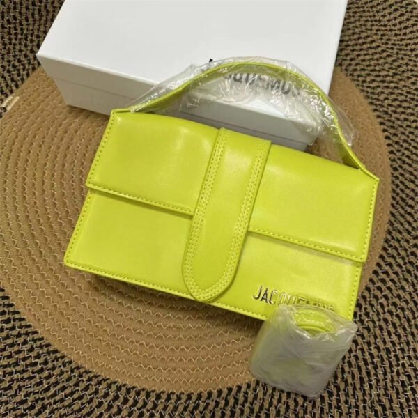 JACQ pu Bag size 24.8.13 with box