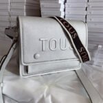 T0US medium shoulder bag 5253-170 gold silver