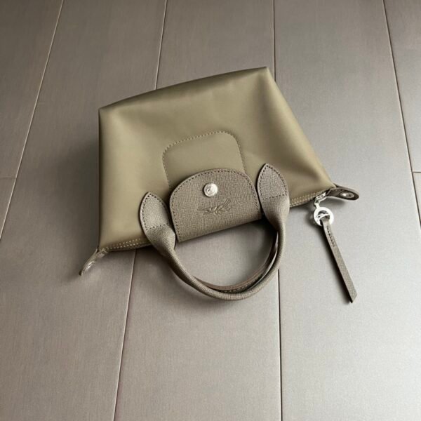 Long Champ 02 size 17x14x10cm