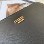 Guess shoulder bag chain bag PDD621