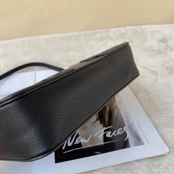 Guess shoulder bag chain bag PDD621