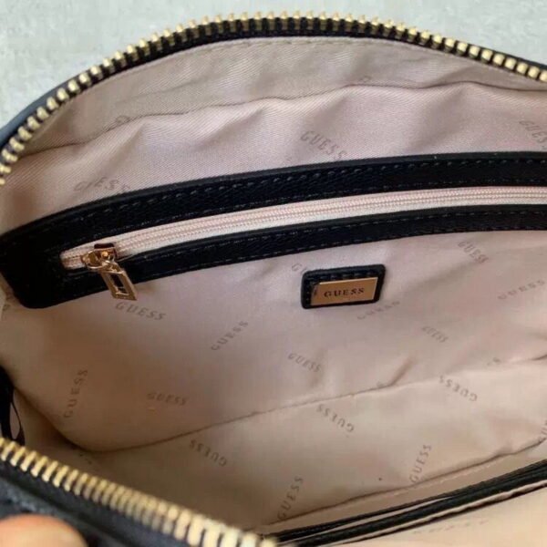 Guess shoulder bag chain bag PDD621