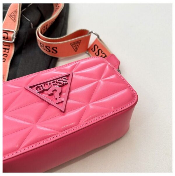 Guess fashion shoulder bag PDD536 size20x7.5x12cm