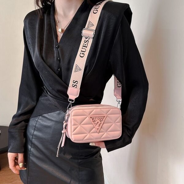 Guess fashion shoulder bag PDD536 size20x7.5x12cm