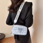 Guess fashion shoulder bag PDD536 size20x7.5x12cm