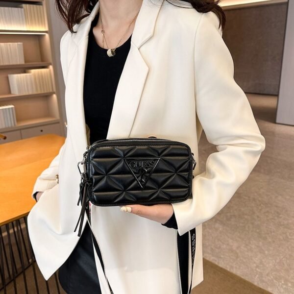 Guess fashion shoulder bag PDD536 size20x7.5x12cm