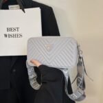 Guess fashion women bag PDD537 size19x7x11cm