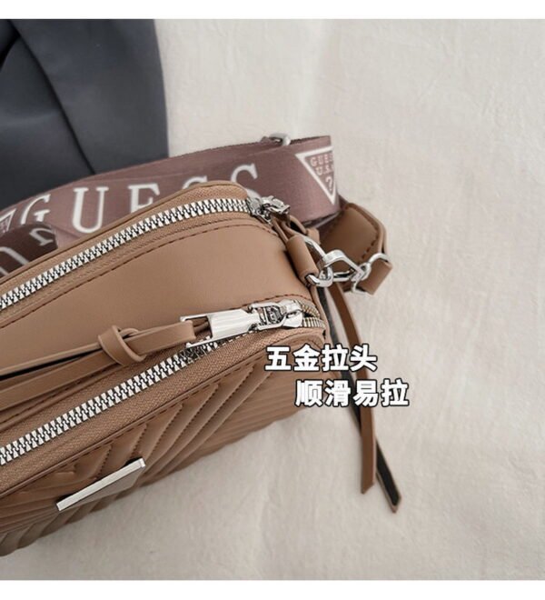 Guess fashion women bag PDD537 size19x7x11cm