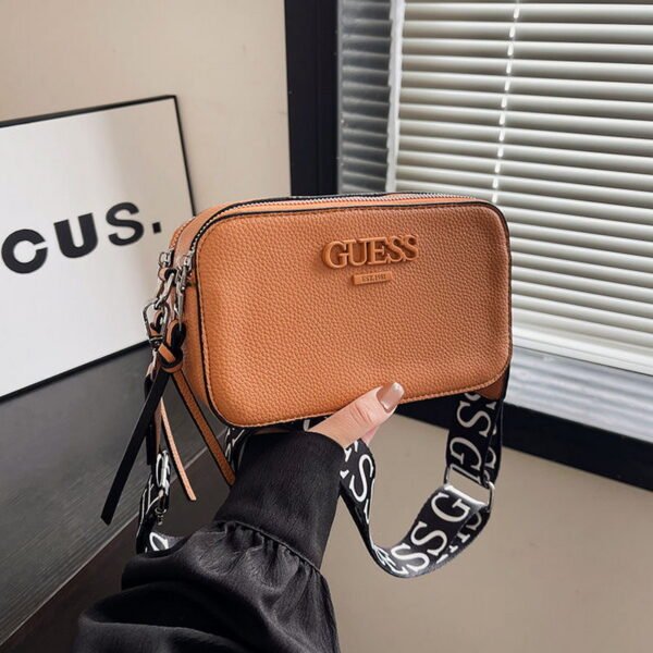 Guess fashion women bag PDD538 size20x7x12cm