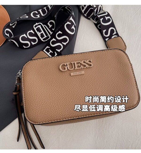 Guess fashion women bag PDD538 size20x7x12cm