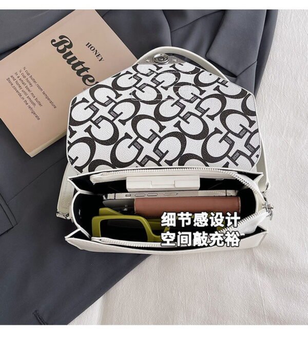 GUESS bag PDD659 size22X7X14cm