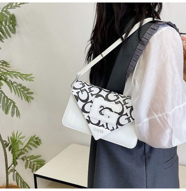 GUESS bag PDD659 size22X7X14cm