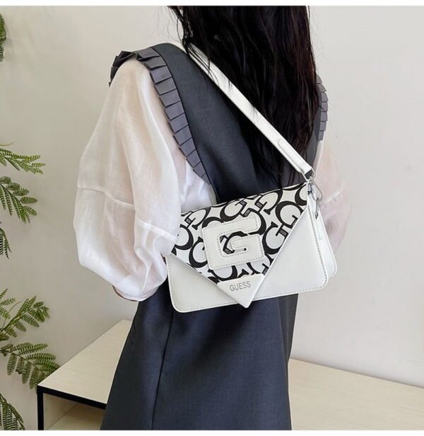 GUESS bag PDD659 size22X7X14cm