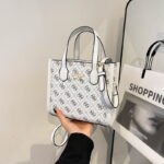 GUESS bag PDD660 size20X8X18cm