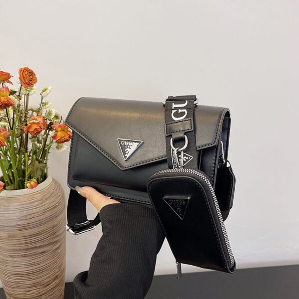 GUESS bag PDD662 size22X7X14cm