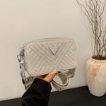 GUESS bag PDD738 size20X8X12cm