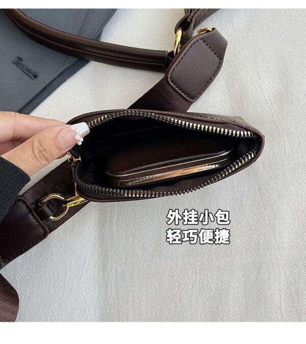 GUESS bag PDD740 size26X7X15cm