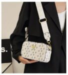 GUESS bag PDD741 size20X7X12cm