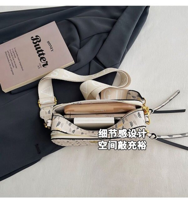 GUESS bag PDD741 size20X7X12cm