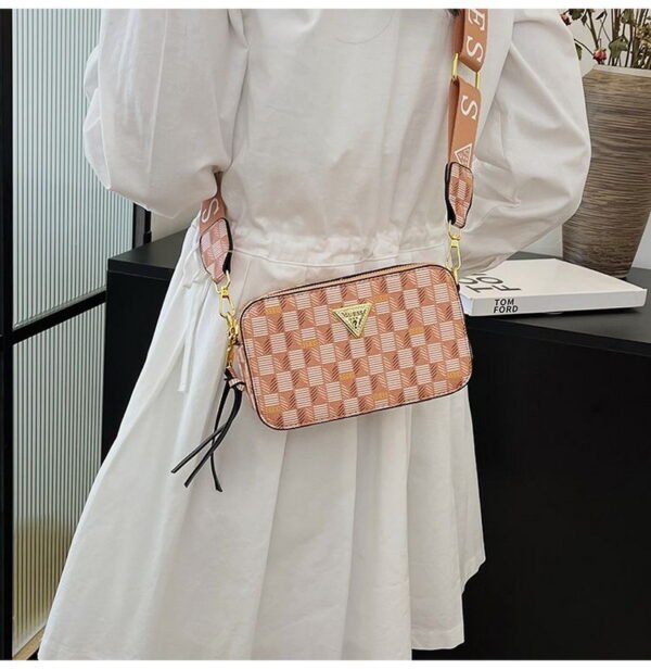 GUESS bag PDD741 size20X7X12cm