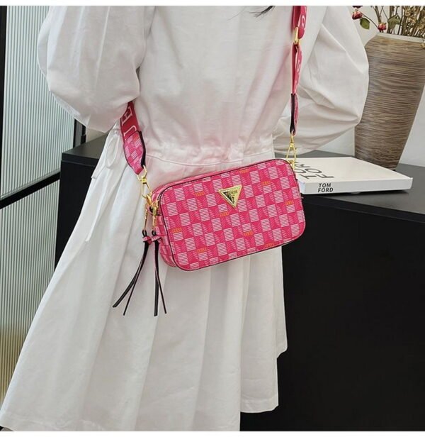 GUESS bag PDD741 size20X7X12cm