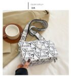 GUESS bag PDD748 size20X9X12cm