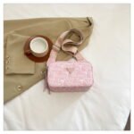 GUESS bag PDD748 size20X9X12cm