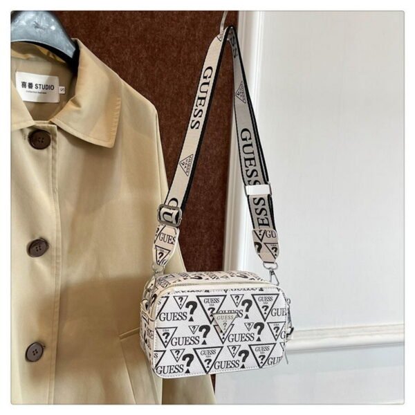 GUESS bag PDD748 size20X9X12cm