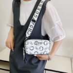 GUESS bag PDD751 size20X7X12cm