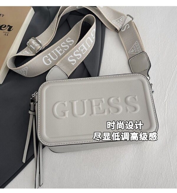 GUESS bag PDD752 size19x7x12cm