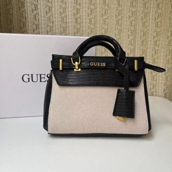 GUESS bag PDD558 size23.5X17X6cm