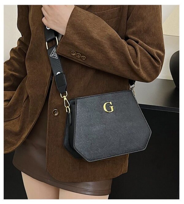 GUESS bag PDD759 size23x10x17cm