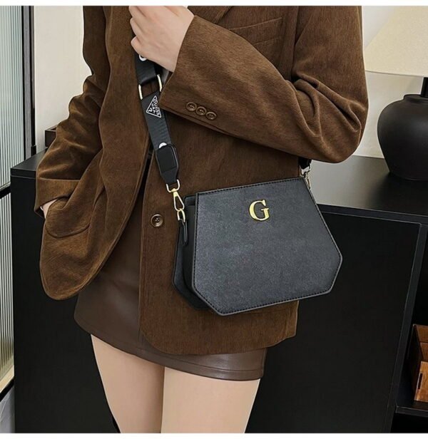 GUESS bag PDD759 size23x10x17cm