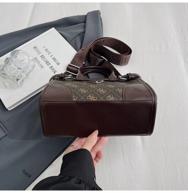 GUESS bag PDD762 size24X10X16cm