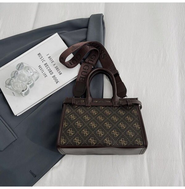 GUESS bag PDD762 size24X10X16cm