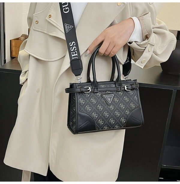 GUESS bag PDD762 size24X10X16cm