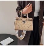 GUESS bag PDD762 size24X10X16cm