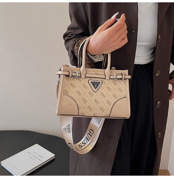 GUESS bag PDD762 size24X10X16cm