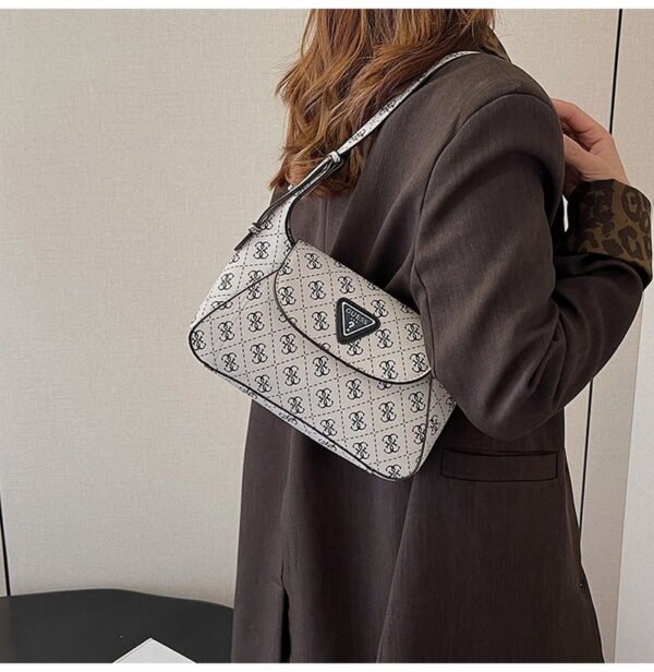 GUESS bag PDD763 size25X7X15cm