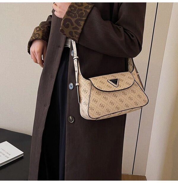 GUESS bag PDD763 size25X7X15cm