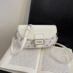 GUESS bag PDD764 size25X5X15cm